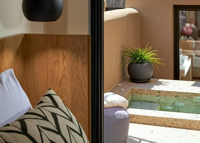 Kaptara Premium Ground Floor Unit With 2 Jaccuzis-part Of Kaptara Complex